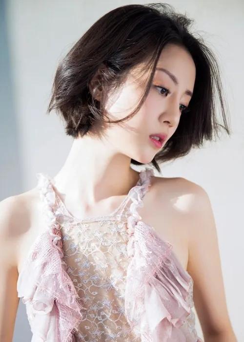 李溪芮，可爱、时尚、简约