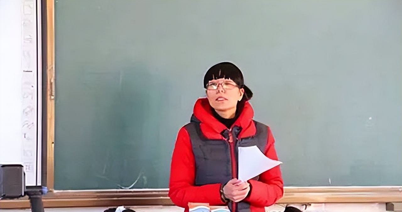 湖南患癌女教师的最后日子：坚持送60名学生上重本，逝后师生才知