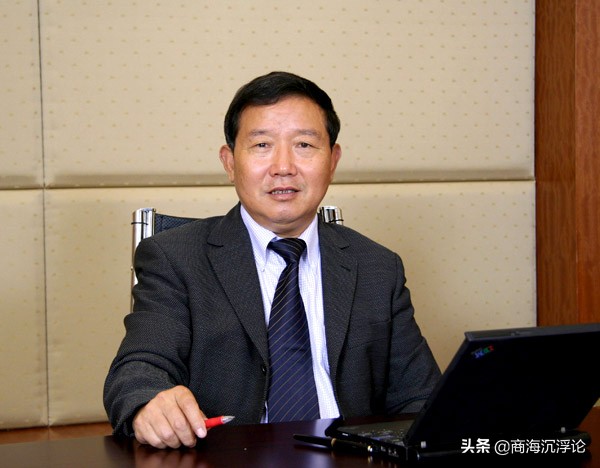 江苏镇江十大富豪，张邦鑫身价疯狂缩水893亿，首富宝座再次易主