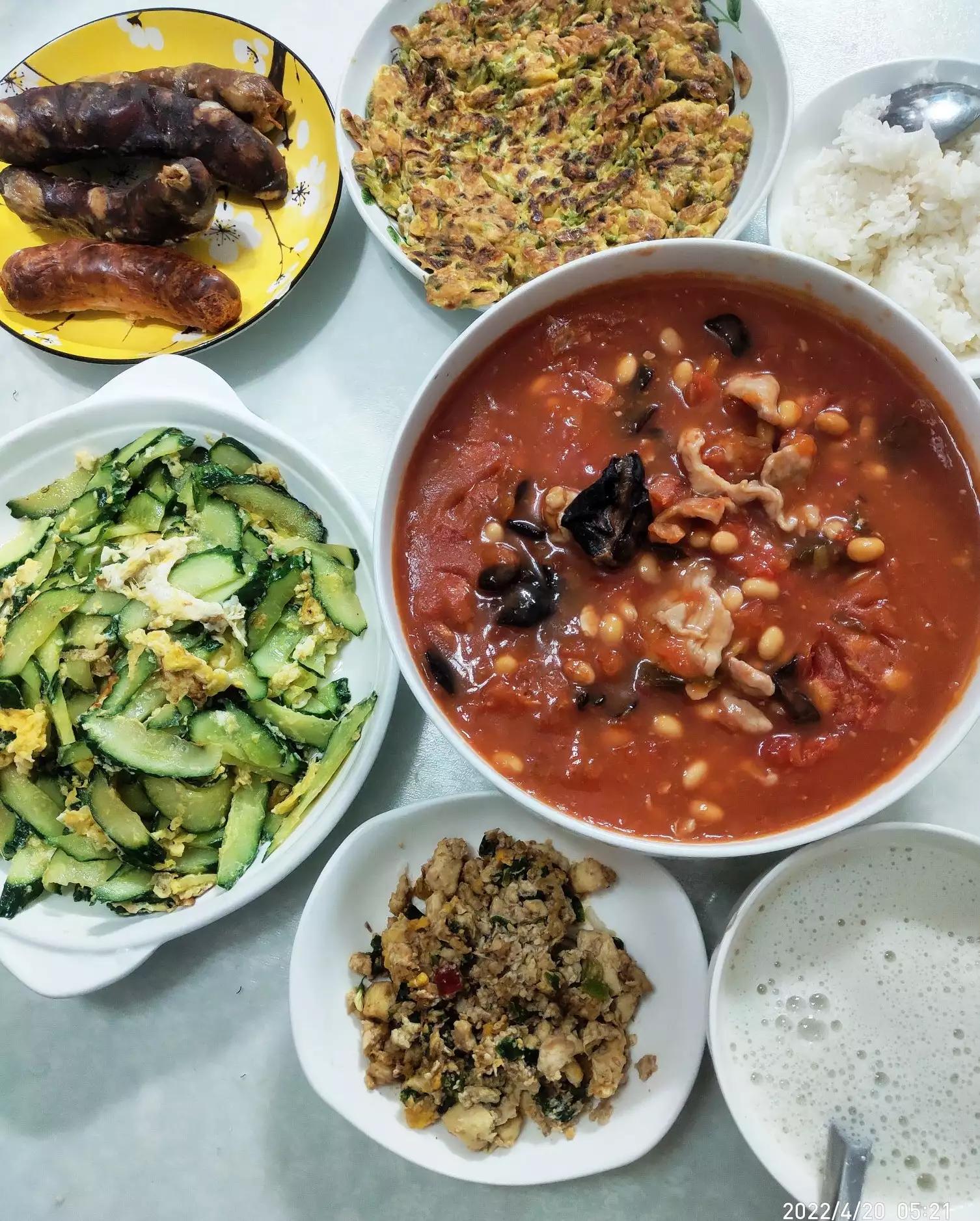 高三娃成绩止跌回升 点了喜欢吃的大菜 看家长“大厨”怎么做的？