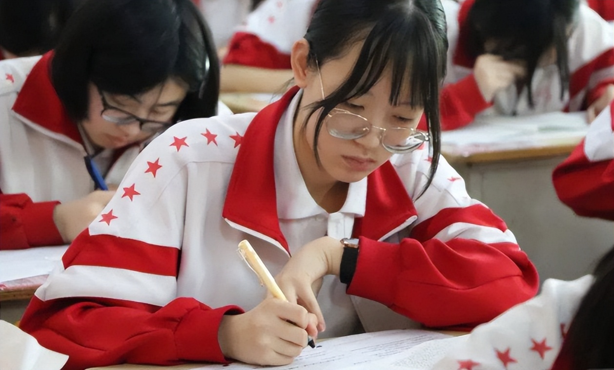 高考400—500分可选择的专业，好就业收入也不差，家有考生可参考