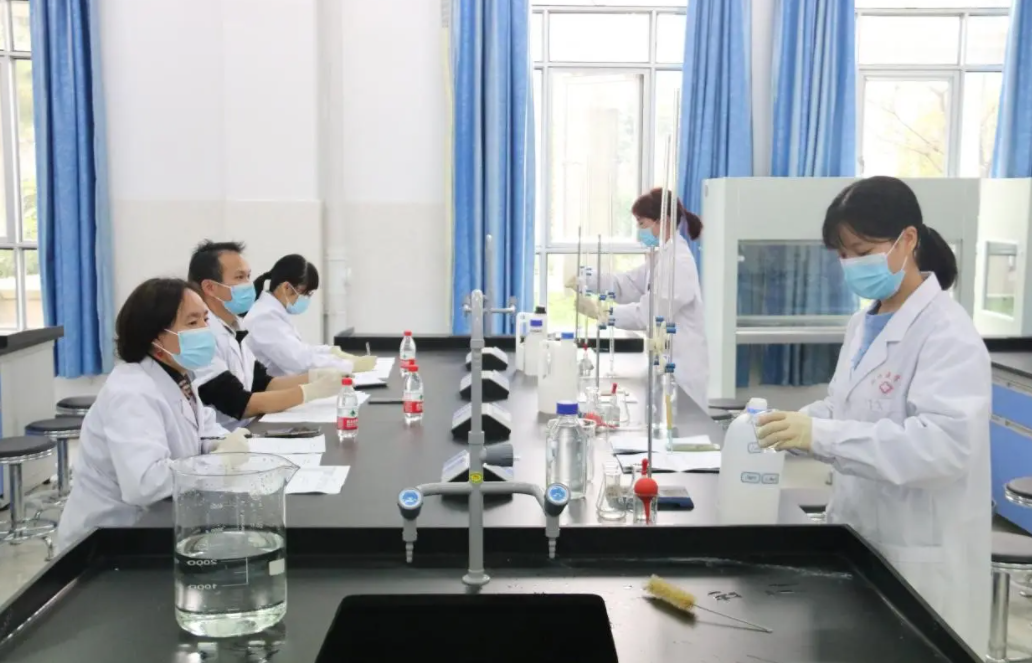 大学毕业以后，这4个证书就是找工作的“底牌”，在学校要考到手