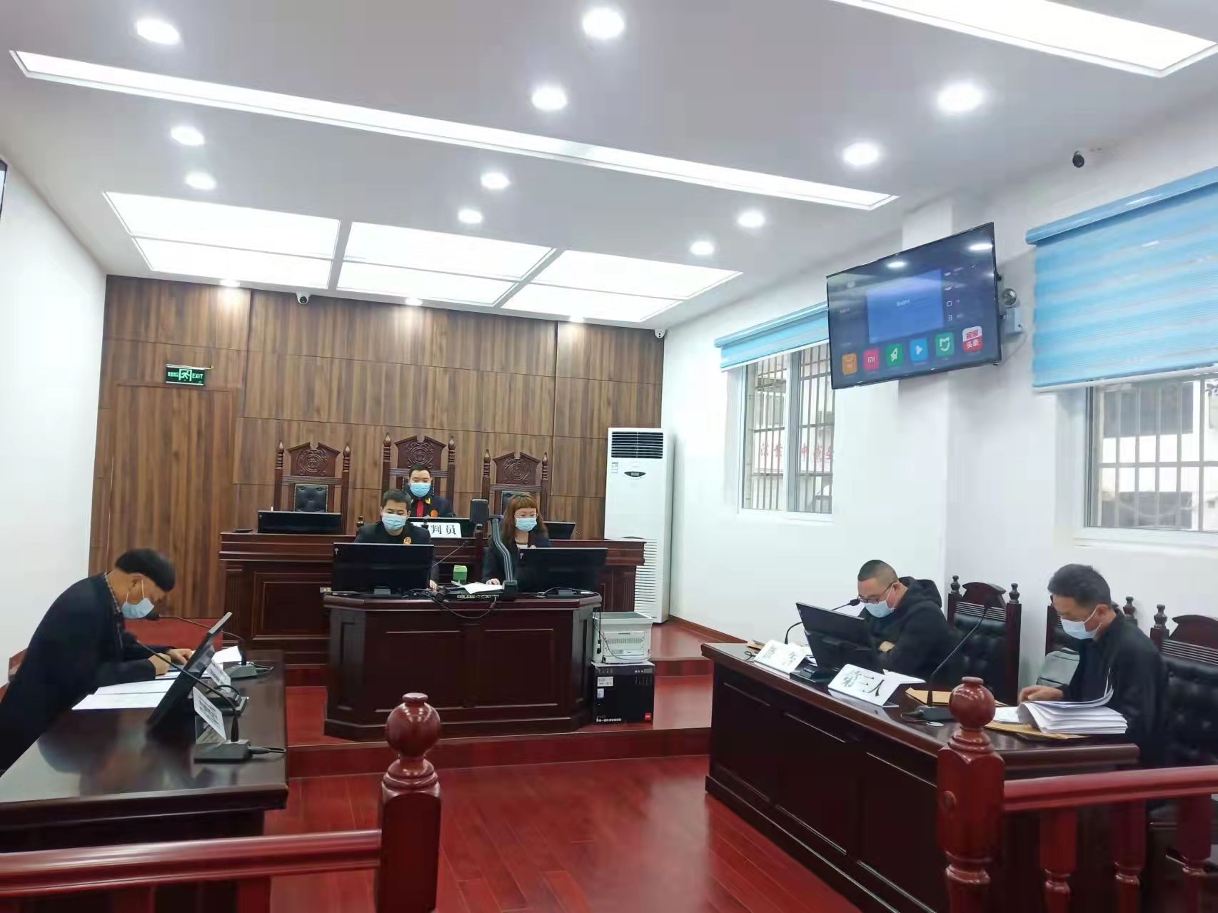 佛坪法院：集中审理减诉累 高效调解获好评