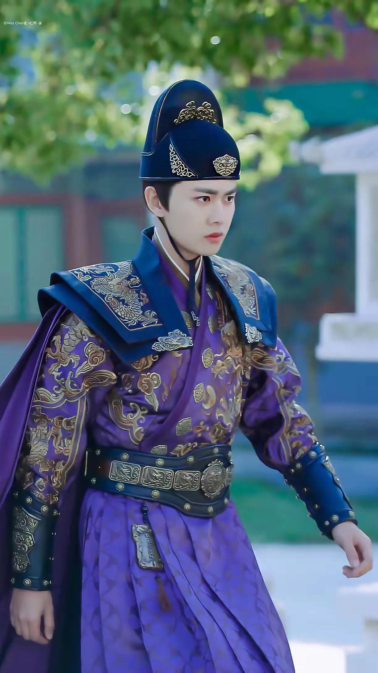 高冷人设别瞎演，有人板着脸演成面瘫，有人眼神都是戏有距离感