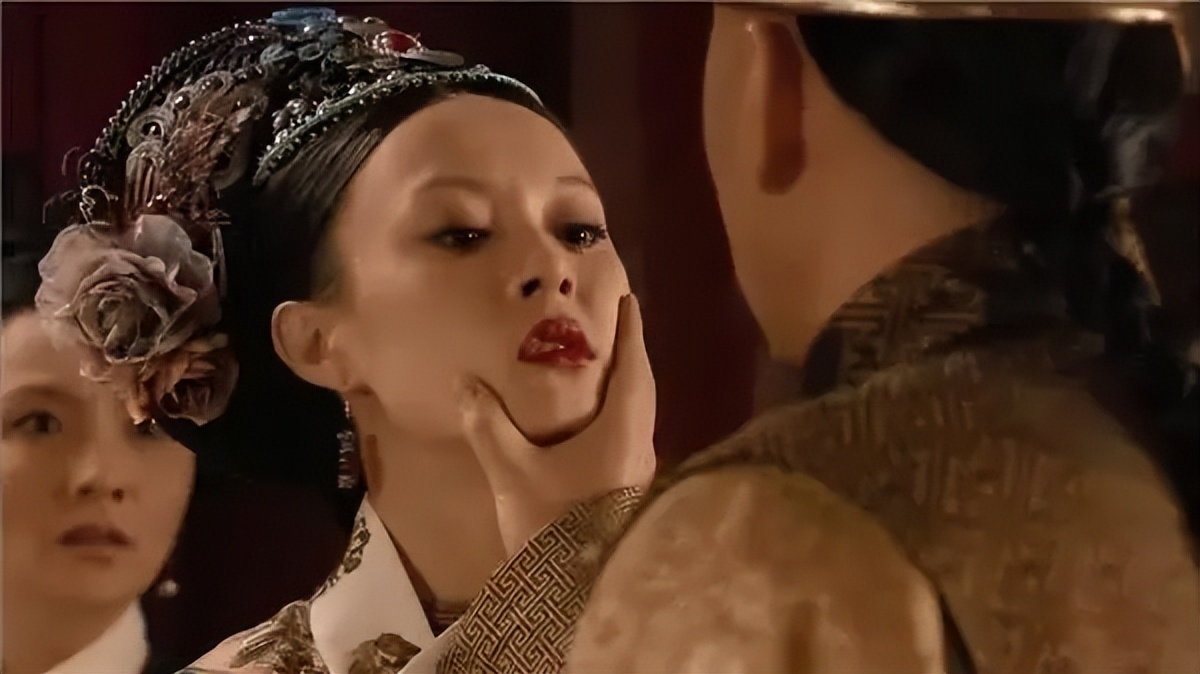 甄嬛传：太后早就发现双生子破绽，为什么不揭穿？真不愧是老狐狸