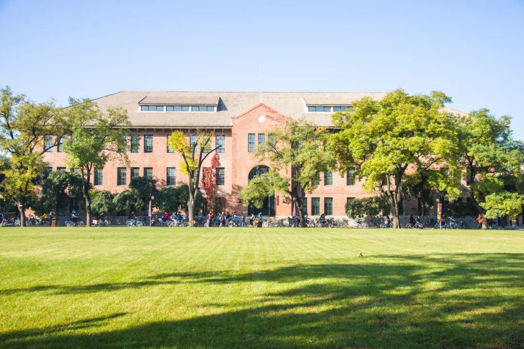 七所“四非”高校入选，新的“双一流”大学名单为何如此调整？