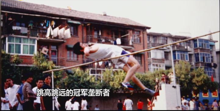 公子哥陈晓：那个娶了白月光的“顾千帆”，为何眼里失去了光？