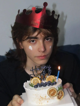 清华大学最帅老师（清华学霸因颜值走红）