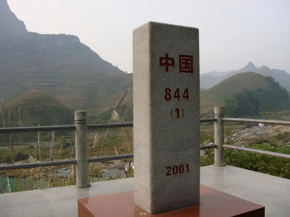 1990年，广西边防军人拐卖越南妇女震动军委，首长：决不容情