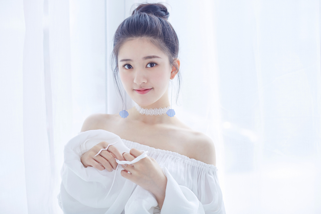 “巴蜀之地”出美人，这10位川妹子女明星，个个国色天香貌美如花