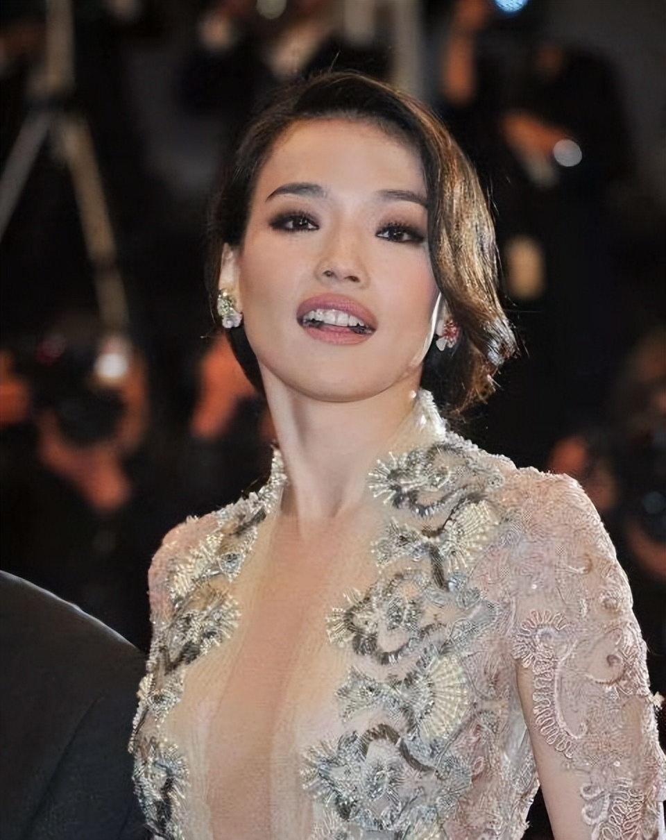 6位“香肠嘴”、大嘴女星：有人被夸风情万种，有人被嘲嘴大难看