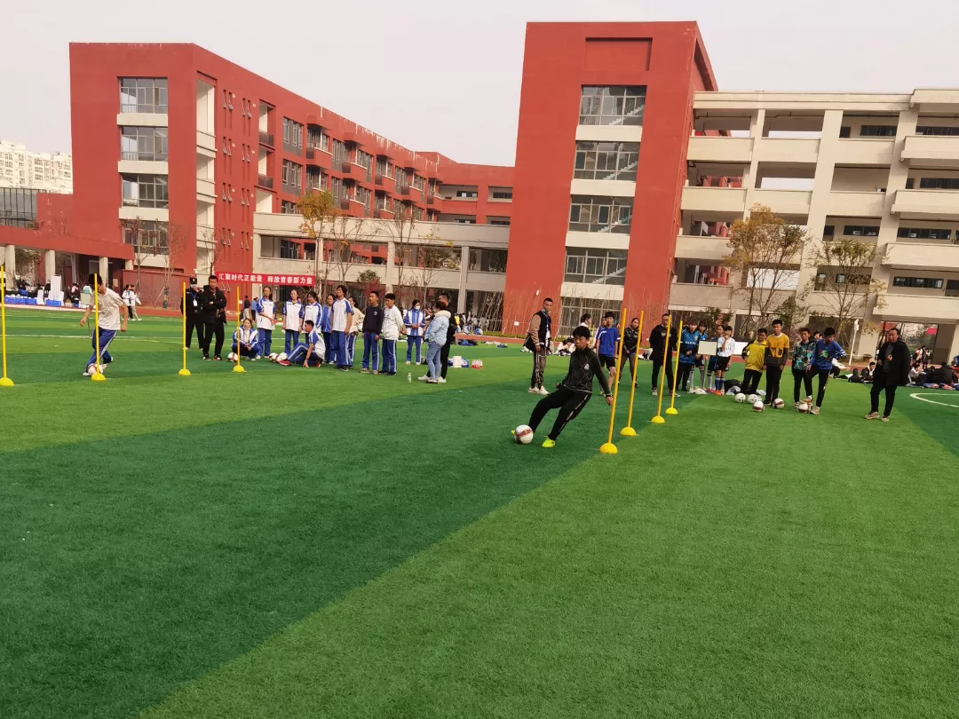 黄龙溪学校参加双流区第十六届中小学生体育集体项目运动会比赛