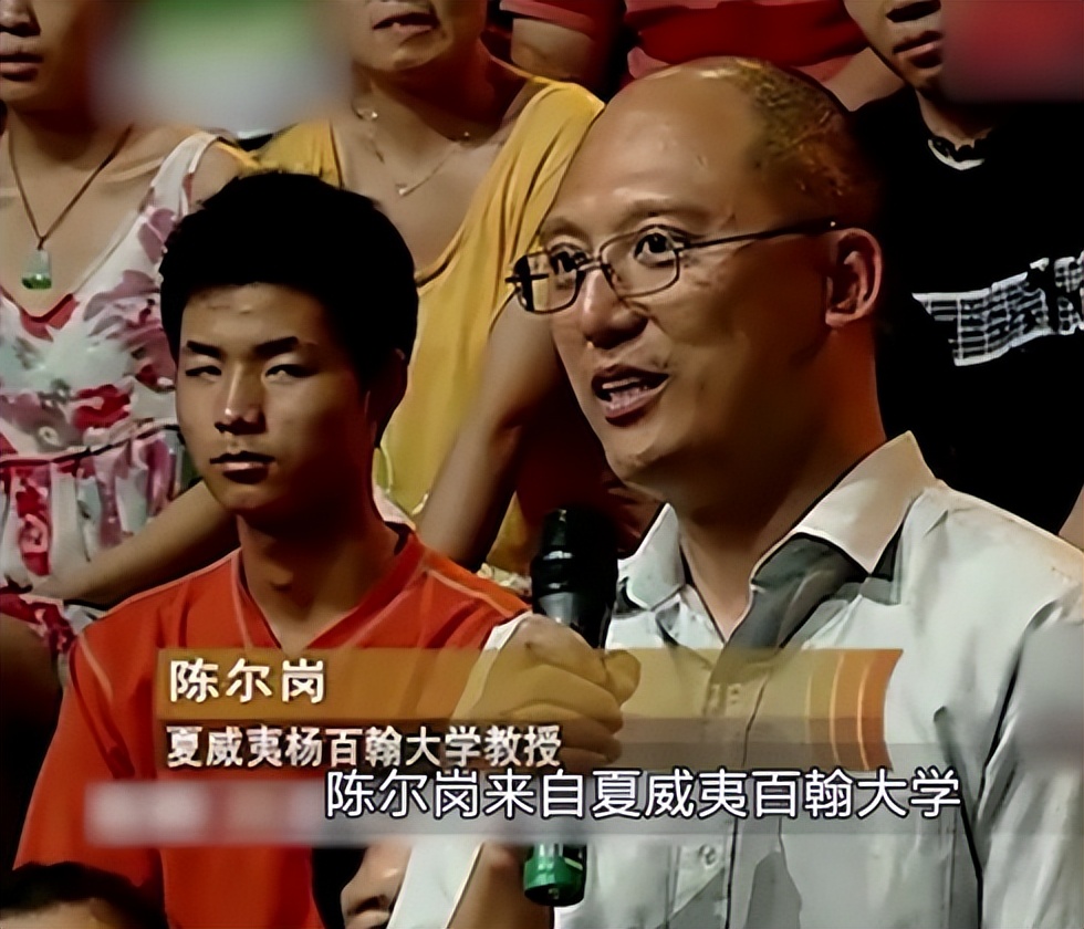 被张艺谋劝退娱圈后，转身嫁美籍华人，“谋女郎”魏敏芝怎样了？