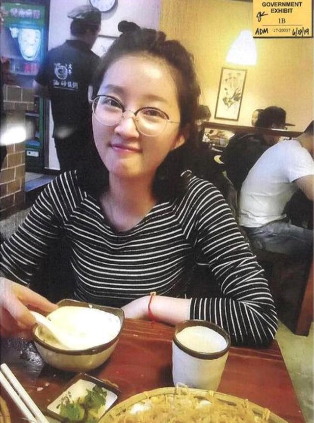 北大章莹颖在美国遇害已4年，男友完成她遗愿，家人如今还好吗？