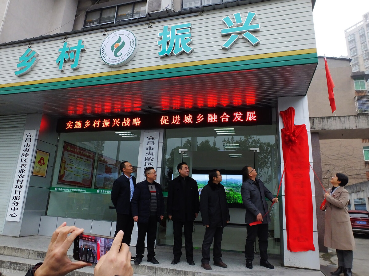 乡村振兴有5大困难，6个招数扭转困境，看完心里有了方向