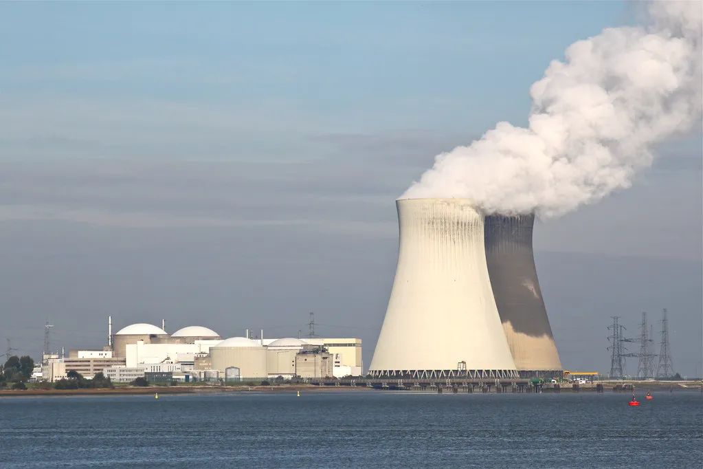 能源危机下，德国2022年却关闭所有核电站，是因为热爱环保吗？