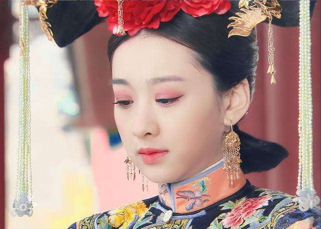 “九头”亩射击阳光照片，漫长的许多沉积锋利的健身休息