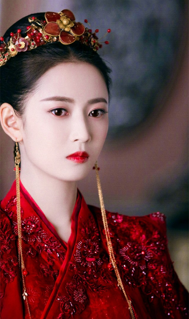 92年女星陈钰琪，古装美照，貌若天仙