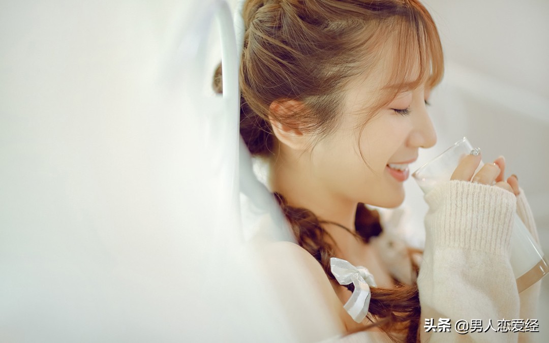 女人对你有意思说话的语气 越喜欢越是嗲