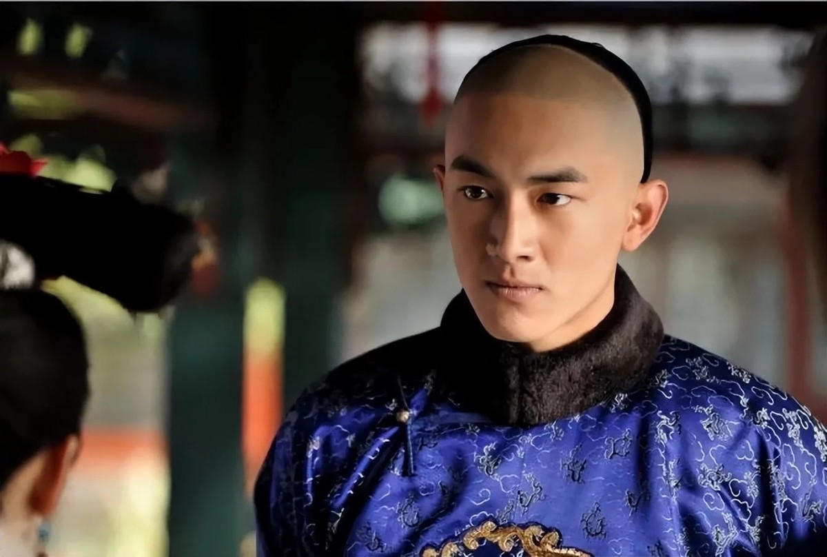 身高超185的男星，个个“鹤立鸡群”，这9位男星的身高太不懂事