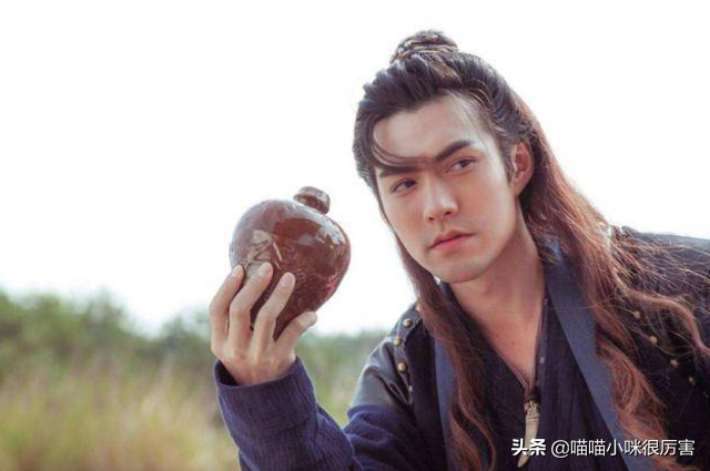 脸型好，只服这10位男星，什么奇葩发型都好看