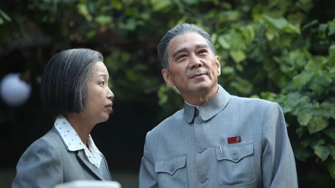 唐国强孙维民主演，《冲出亚马逊》导演力作，这部革命剧令人期待