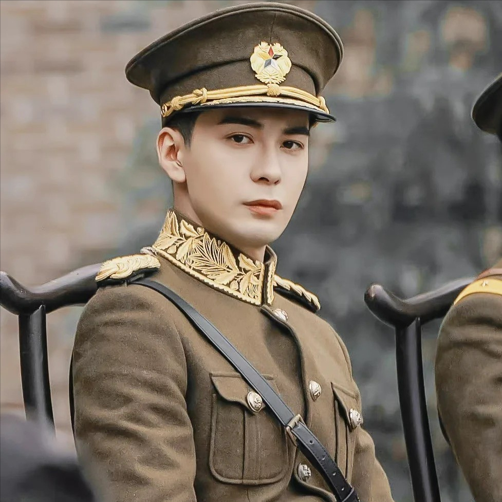演“军阀大少”我只服这8位男星，个个剑眉星目，杀伐果断
