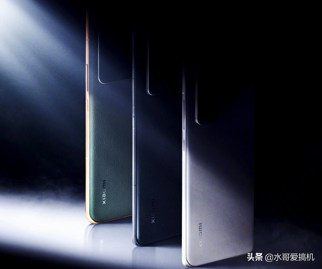 小米12SUltra采用大圆环镶金边设计，还有绿色版本？