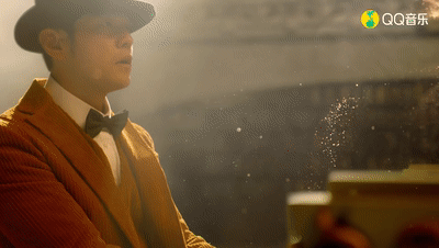 《最伟大的作品》：当歌词开始狂欢，音乐已悄然隐匿于帷幕之后