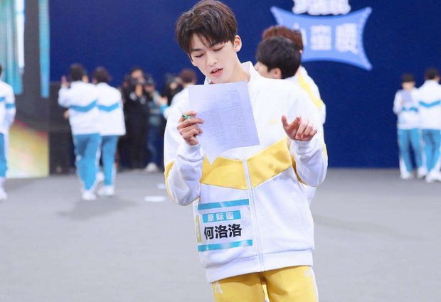 2021浙江传媒艺考现场图曝光，男帅女靓，堪称一场“视觉盛宴”