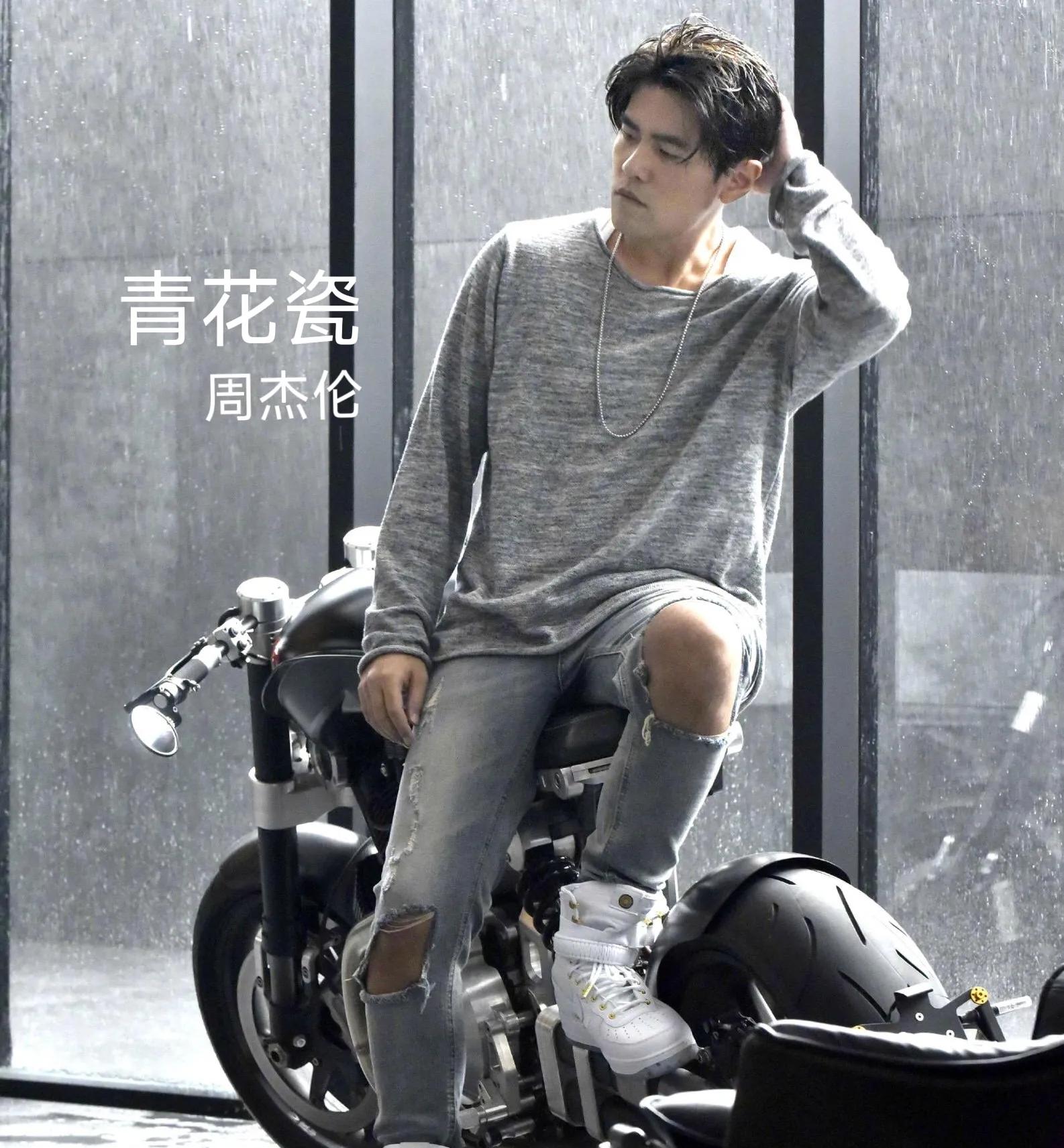 谁的青春没有周杰伦，新歌《最伟大的作品》世代的狂，音乐的王