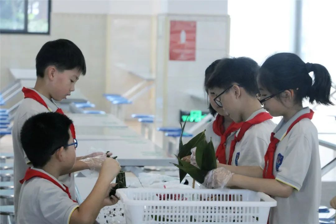 “粽”情端午 欢乐无限｜实验小学外国语学校工会委员会欢庆端午节