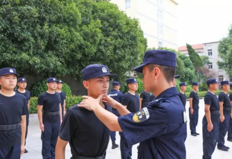 分数只够二本的考生，选择哪些大学更合适？建议：这些院校有前景