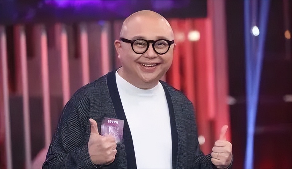 TVB金牌主持首开个人频道，拍视频被吐槽tvb味浓