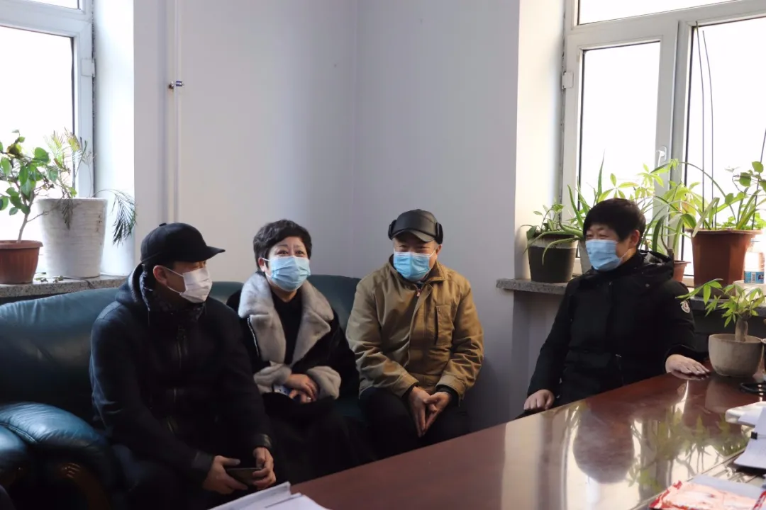 黑龙江省诚信建设促进会慰问成高子镇哈成路社区委员会