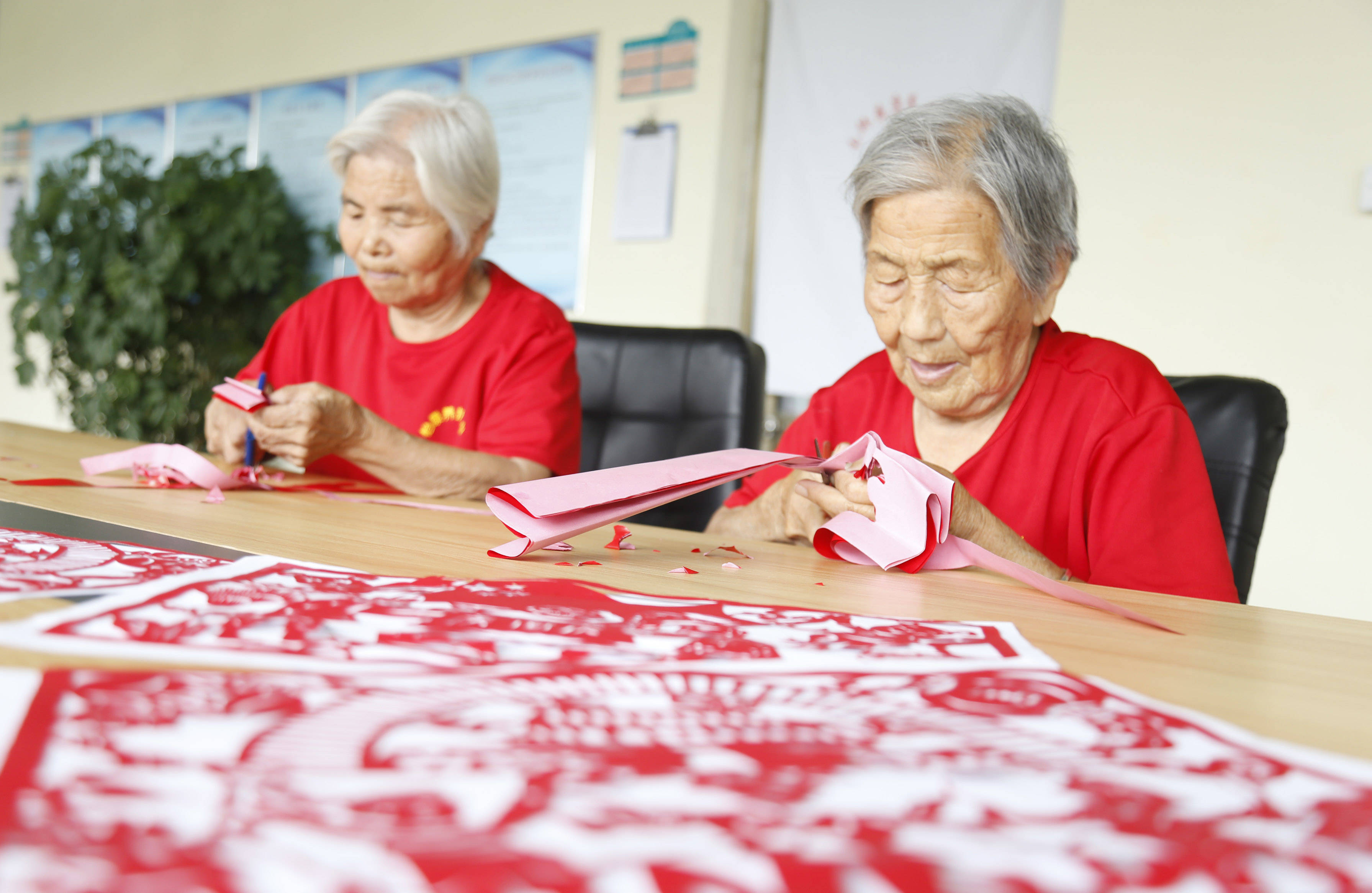 70岁之后是“福”还是“祸”？要想顺利跨过，建议你少做这2件事