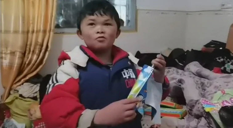 老爸开抖音账户“小马云”范小勤重出江湖