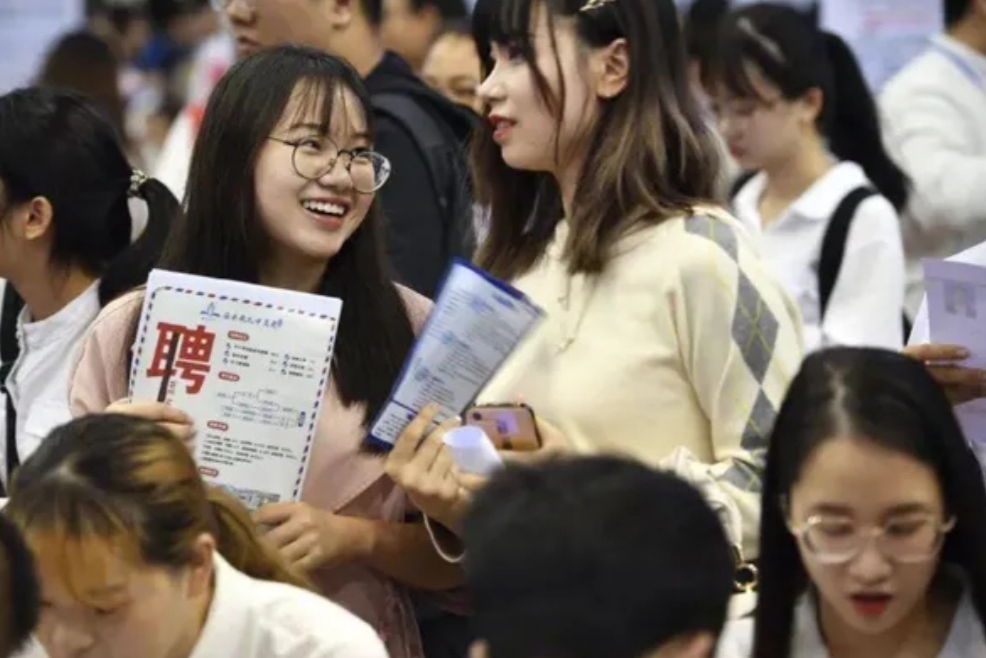 研究生才有的“隐藏福利”，本科生羡慕不已，难怪考研热度这么高