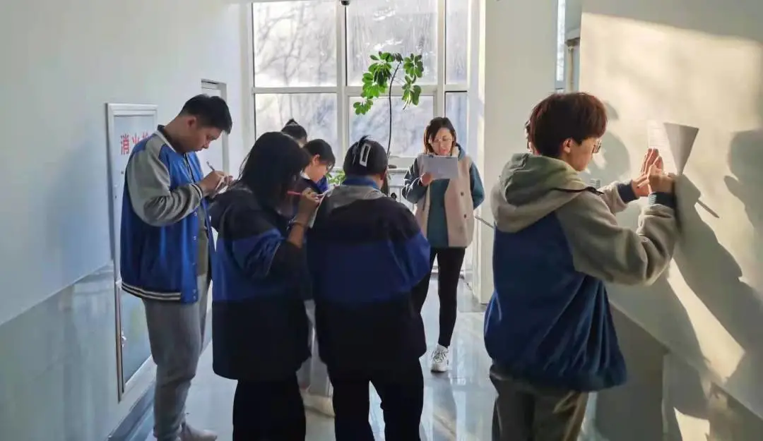 只争朝夕，全力以赴 | 高二年级学业水平考试进行中