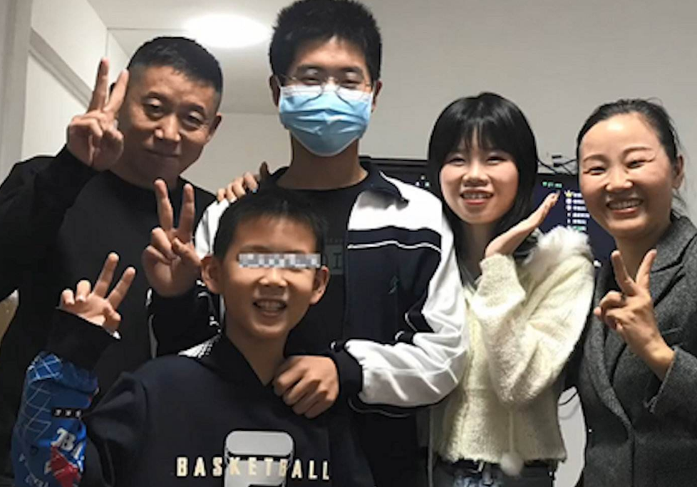 孙海洋送女儿出国留学，找到孙卓后却“租房”，不买房另有原因？