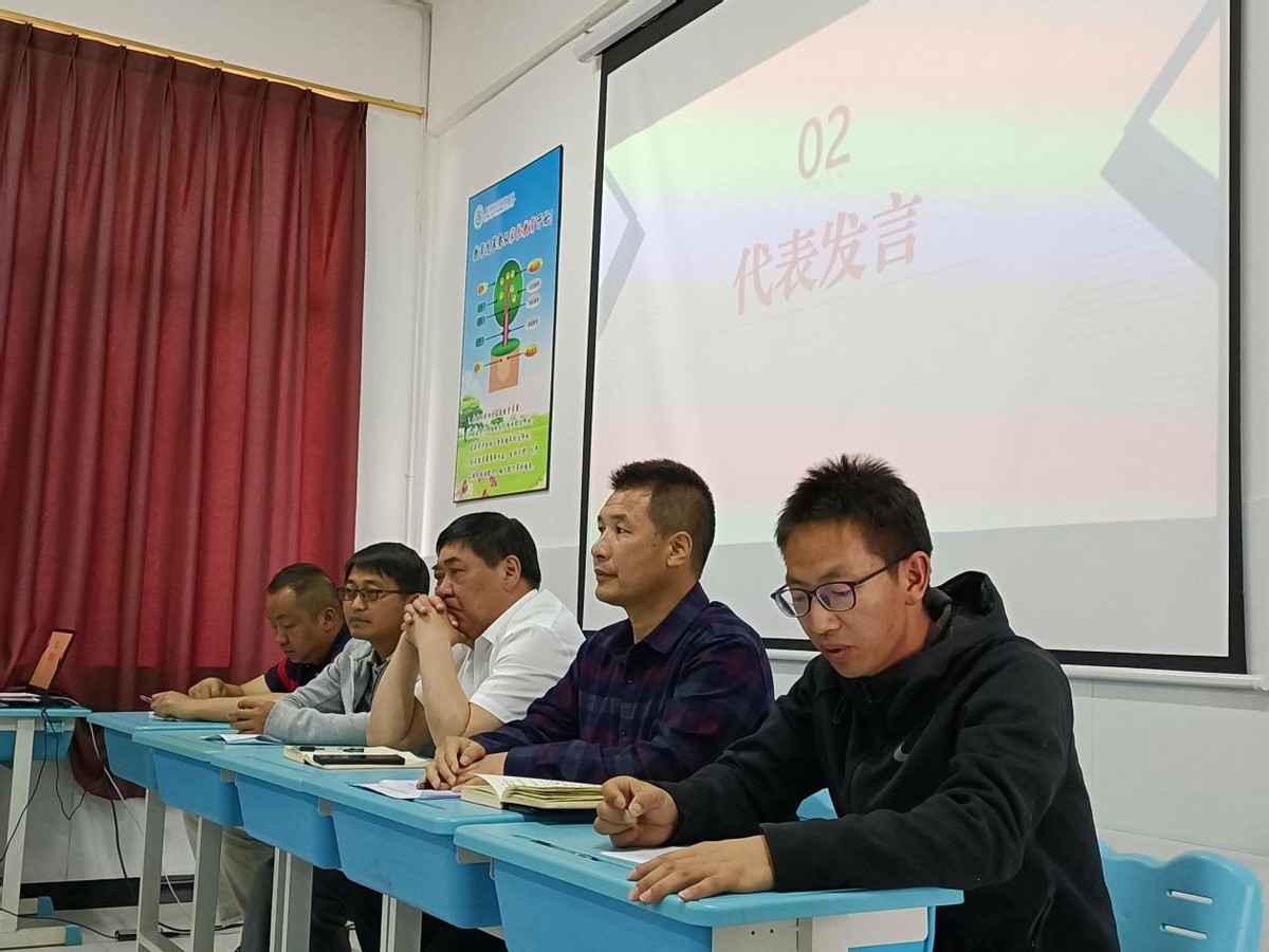 教学研讨的“集散地”，名师培养的“孵化器”