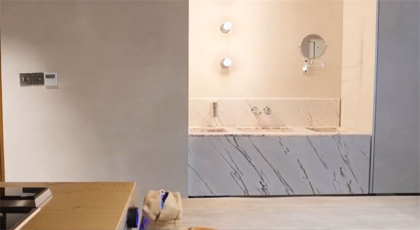 杭州姑娘买下87㎡“怪房”，自己爆改成复式！网友：这是别墅吧