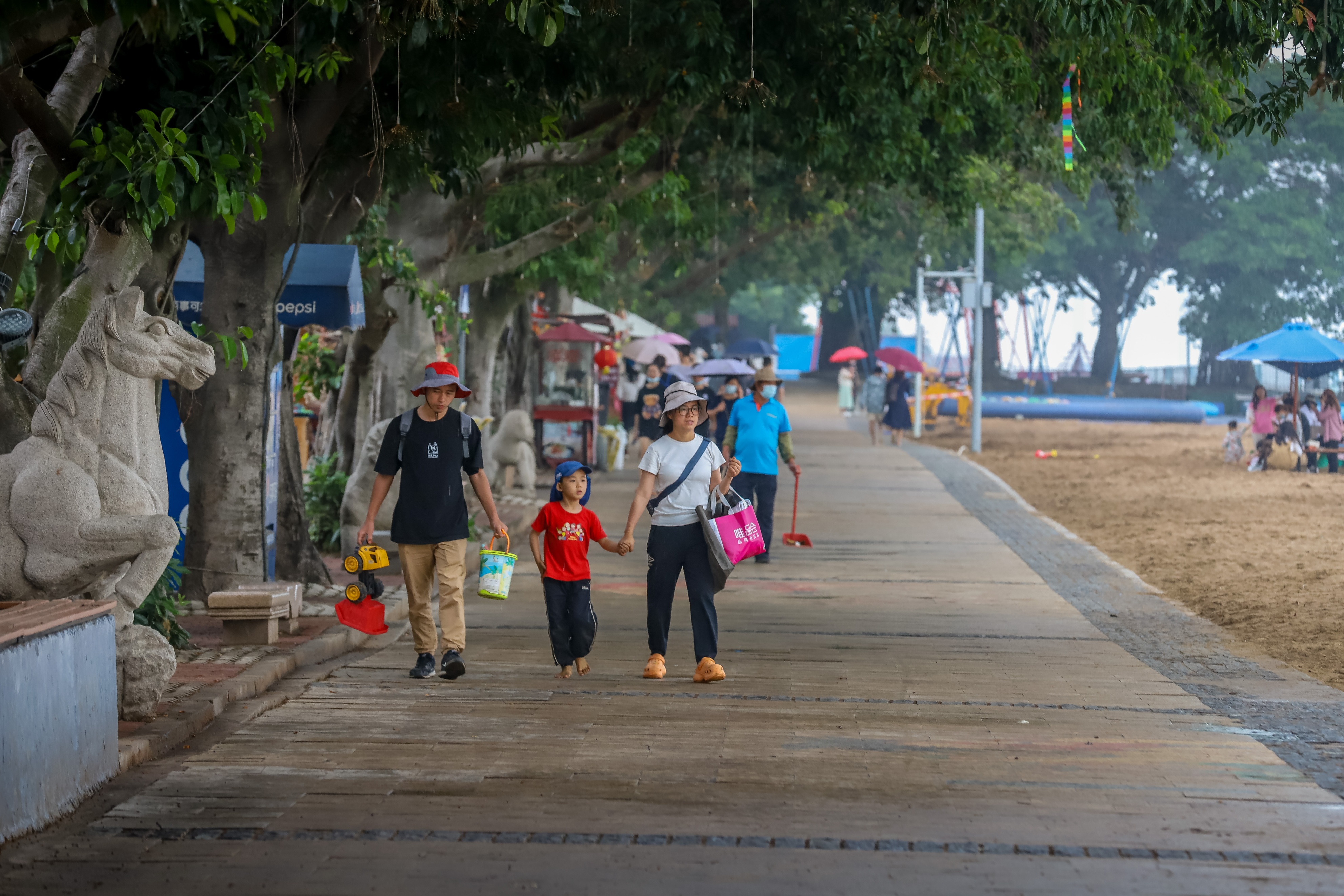 广州新晋网红景点，走进宫崎骏动漫里，南沙彩虹村拍照攻略