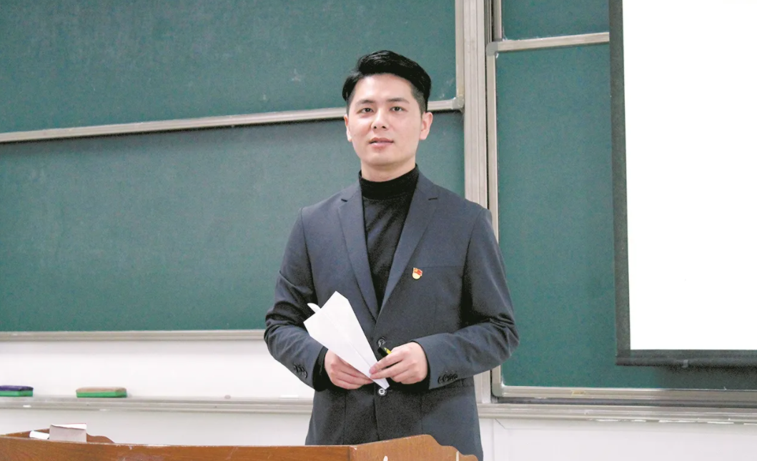 上海老师年薪25万，还有带薪寒暑假，若取消掉会发生什么情况