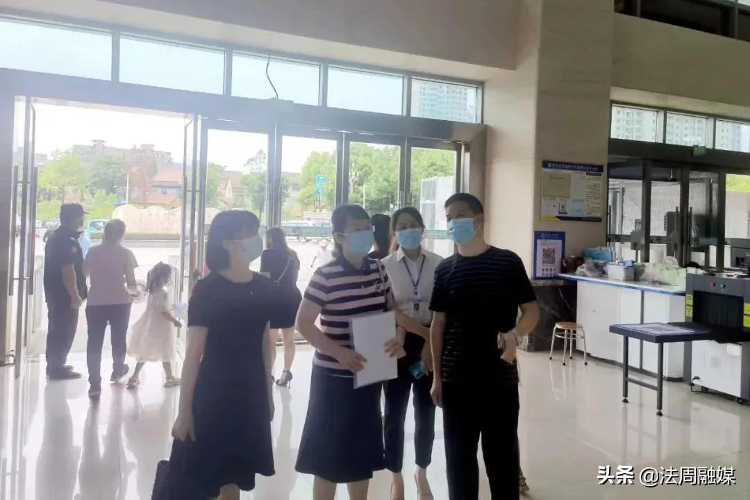 省卫健委消毒供应中心复评专家组对澧县人民医院进行复评验收