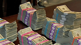 曾轰动美国的银行抢劫案，由于案件设计绝妙，劫匪被抓后成了名人