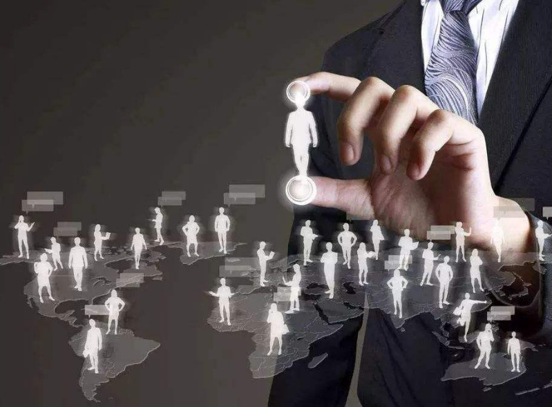 美国收割全球人才，光硅谷就有2万清华毕业生，为别人培养人才？