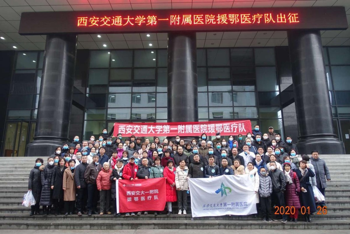 冲锋一线！今天，第111个国际护士节，把“头条”留给她们！