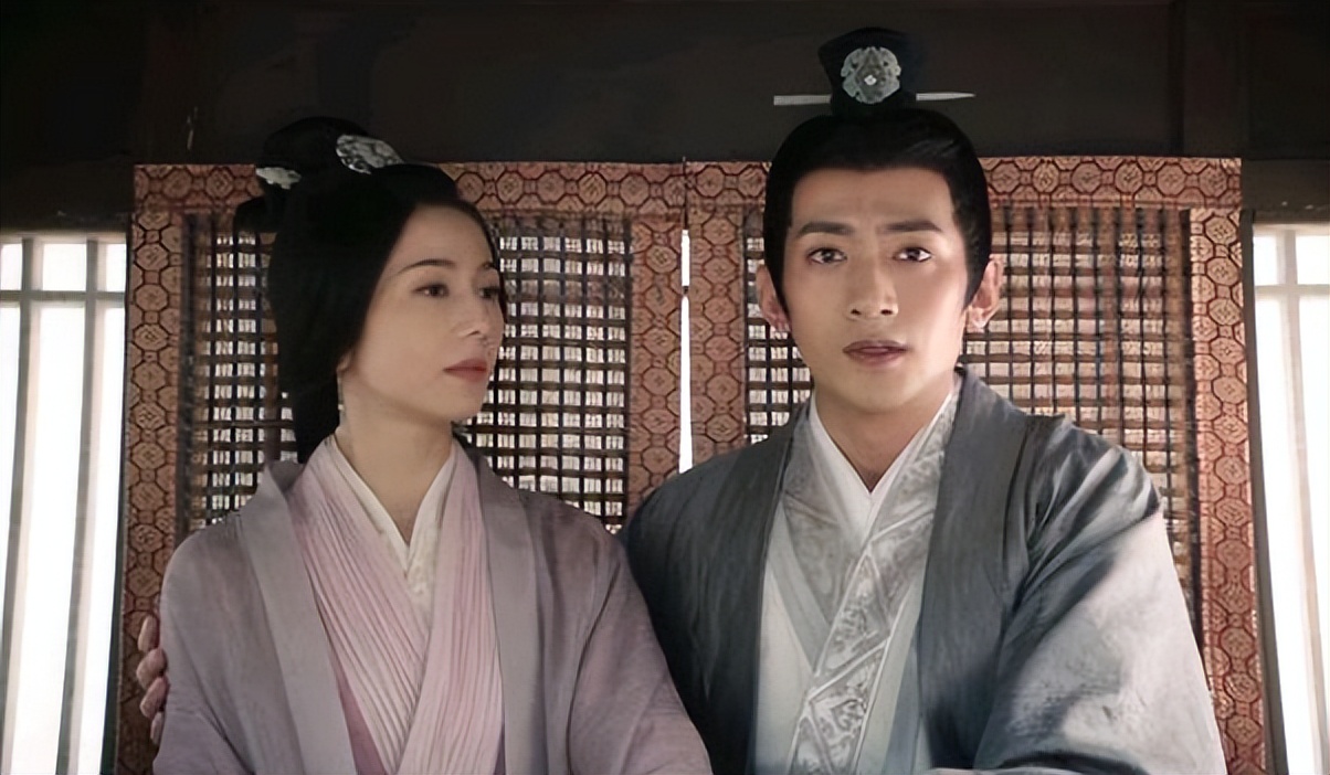 十年前扮痴情种，如今演了个宠妻狂魔，张天阳不愧是“剧抛脸”