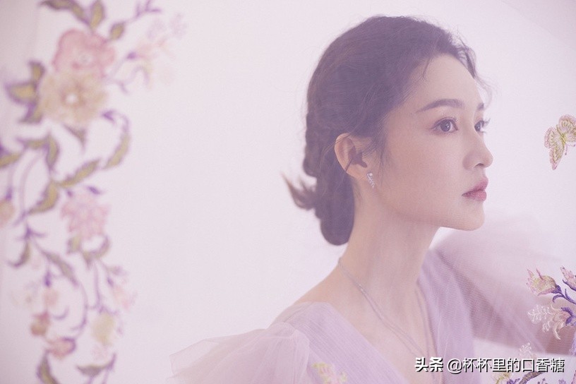 女星影视实绩总榜TOP 10！谭松韵第八，吴谨言第五，娜扎夺冠